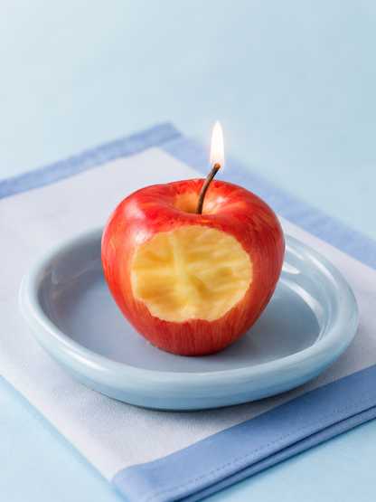 Bitten apple scented candle