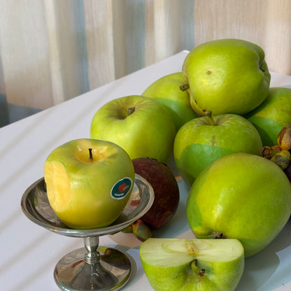 GREEN APPLE SCENTED CANDLE （Green apple Shaped Candle)
