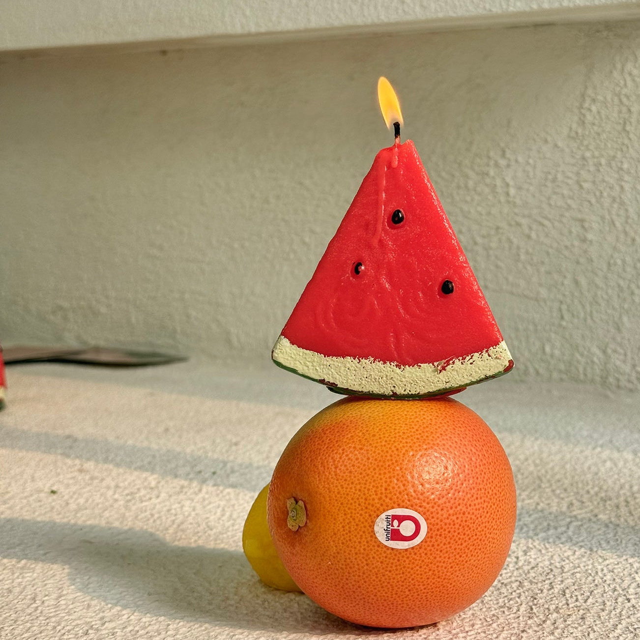 WATERMELON SCENTED CANDLE （Watermelon Shaped Candle）
