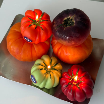 GREEN HEIRLOOM TOMATO SCENTED CANDLE (Green Heirloom tomato Shaped Candle)