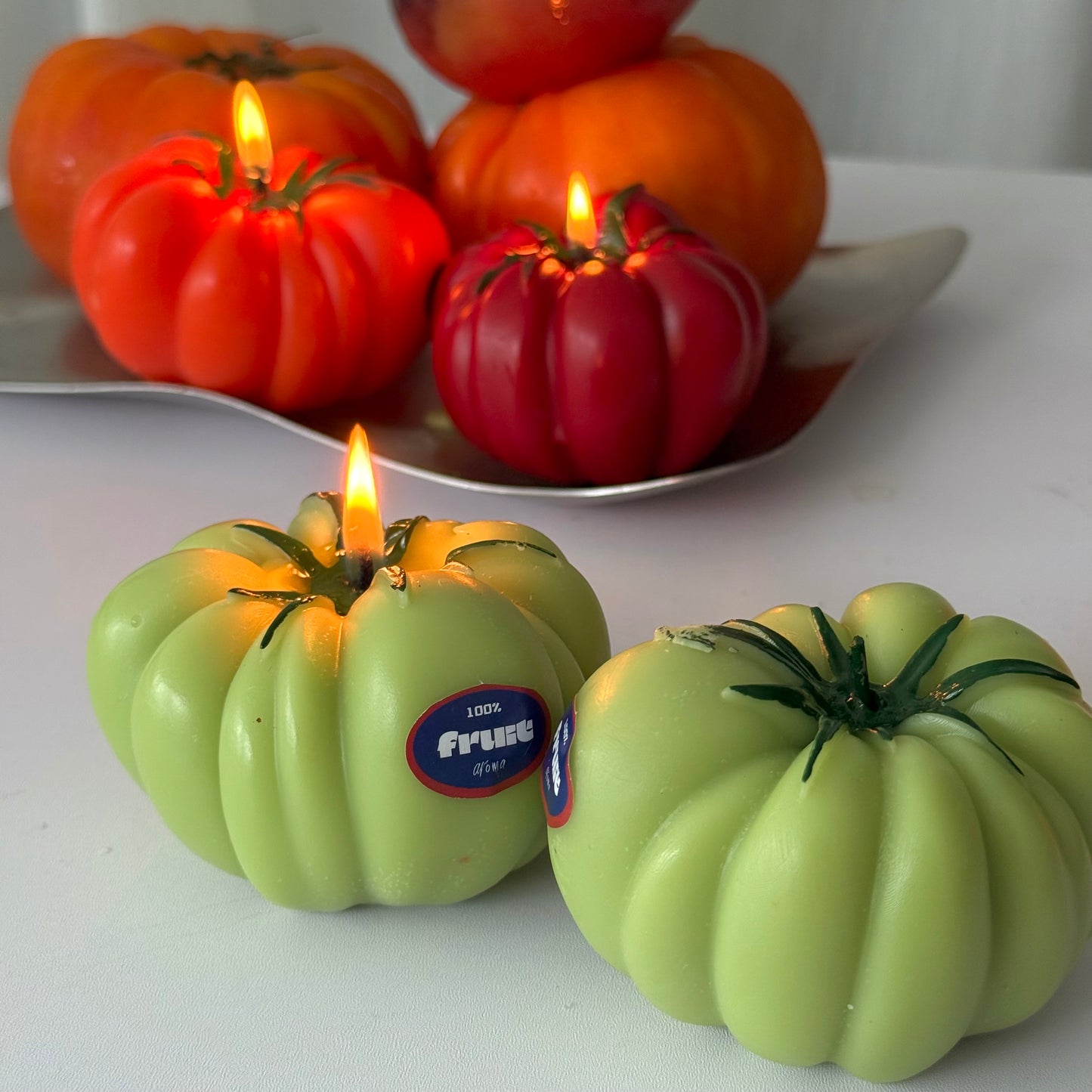 GREEN HEIRLOOM TOMATO SCENTED CANDLE (Green Heirloom tomato Shaped Candle)