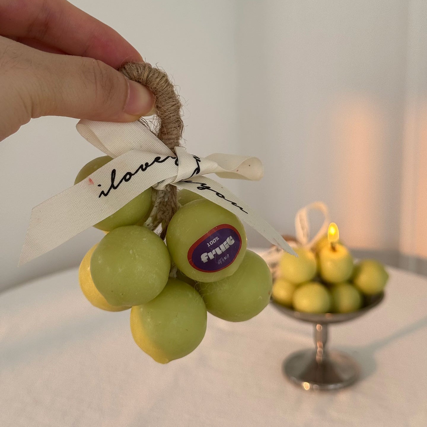 SHINE MUSCAT GRAPE SCENTED CANDLE (Shine Muscat Grape Shaped Candle)