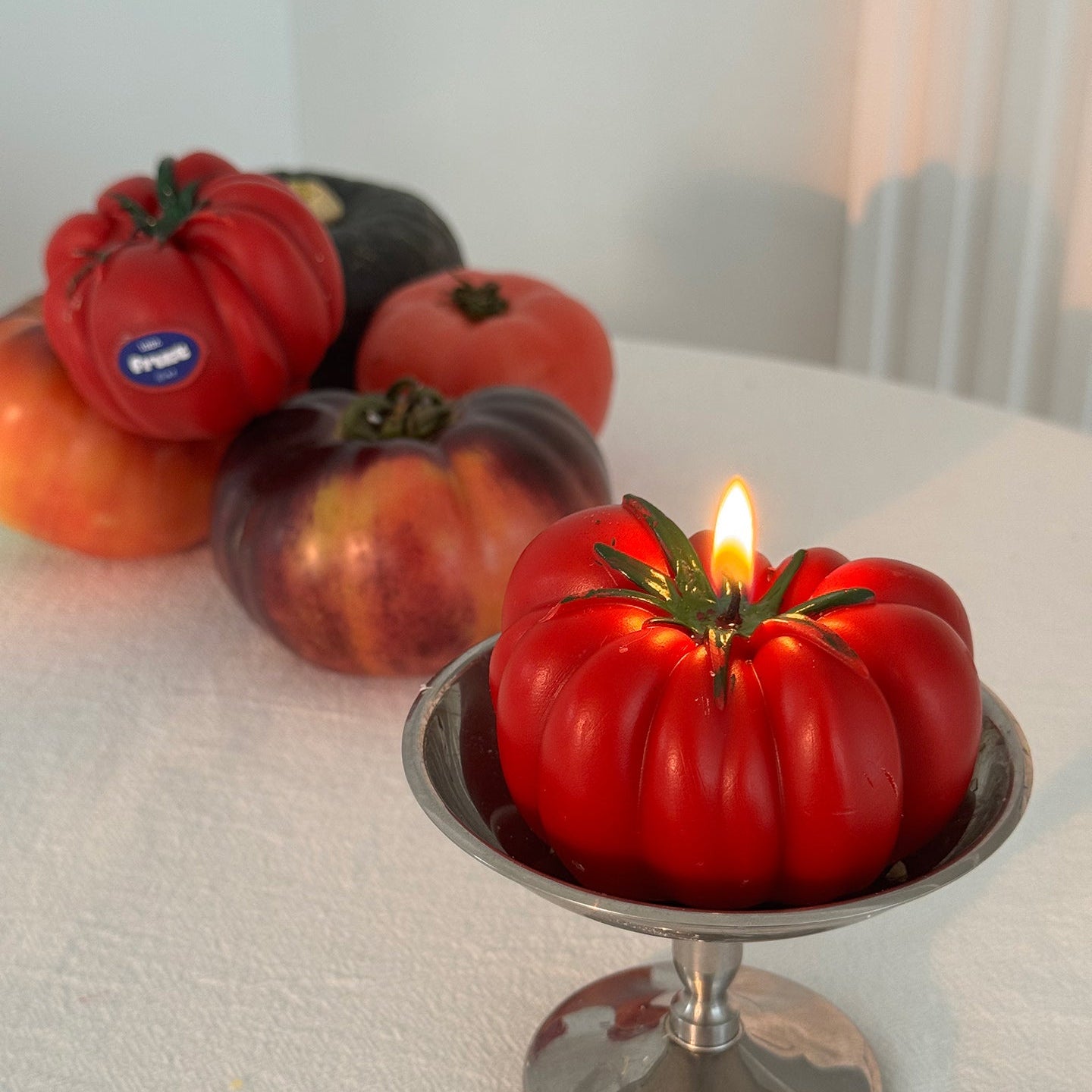 HEIRLOOM TOMATO CANDLE (Heirloom tomato Shaped Candle)